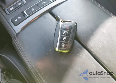 2015 Hyundai Genesis 3.8 from USA, damaged, VIN KMHGN4JE9FU045341